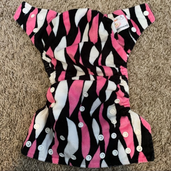 Kawaii Green Baby Organic Bamboo Cloth Diaper - Picture 5 of 6